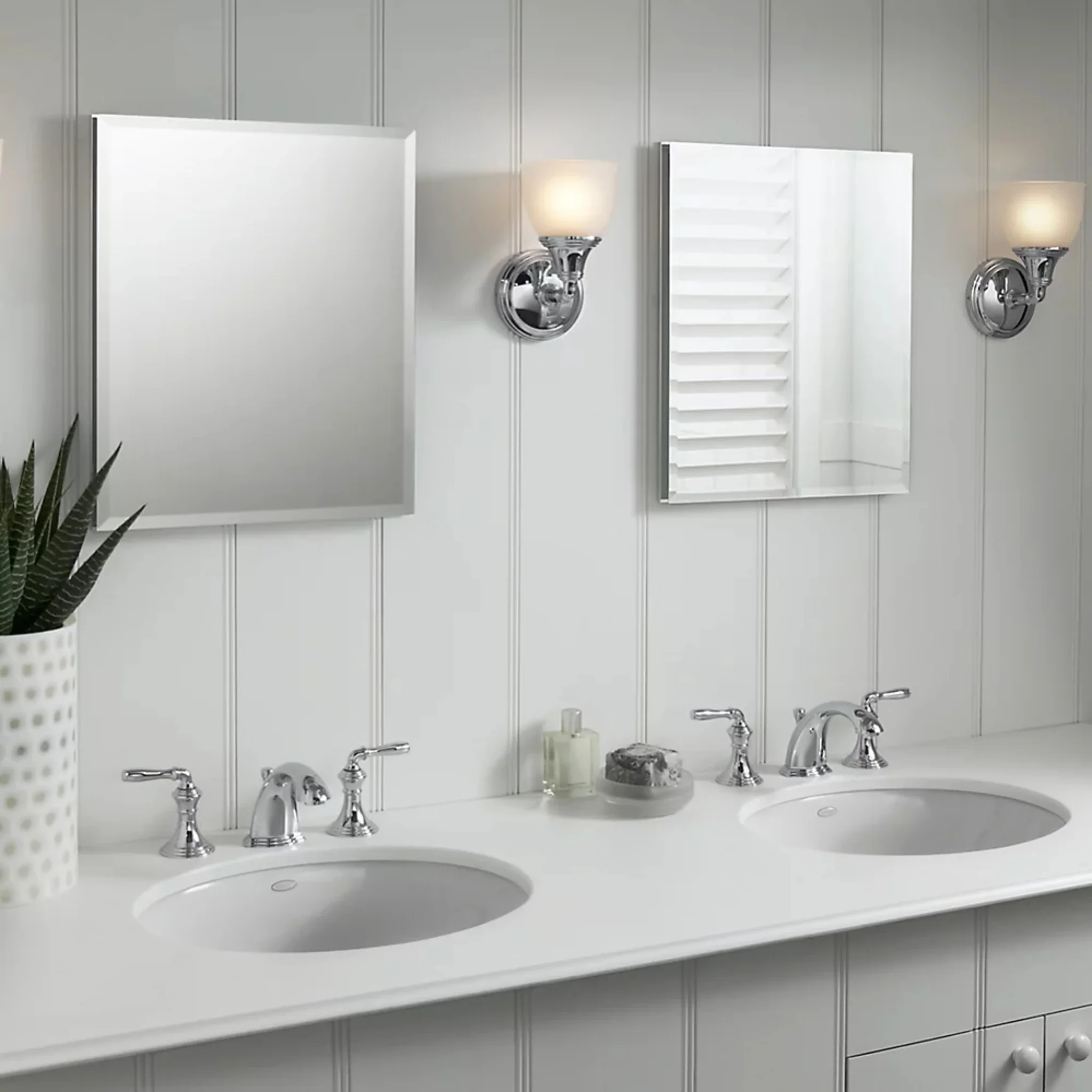 16 X 20 INCHES ALUMINUM SINGLE-DOOR MEDICINE CABINET WITH MIRRORED DOOR AND BEVELED EDGES - Image 3