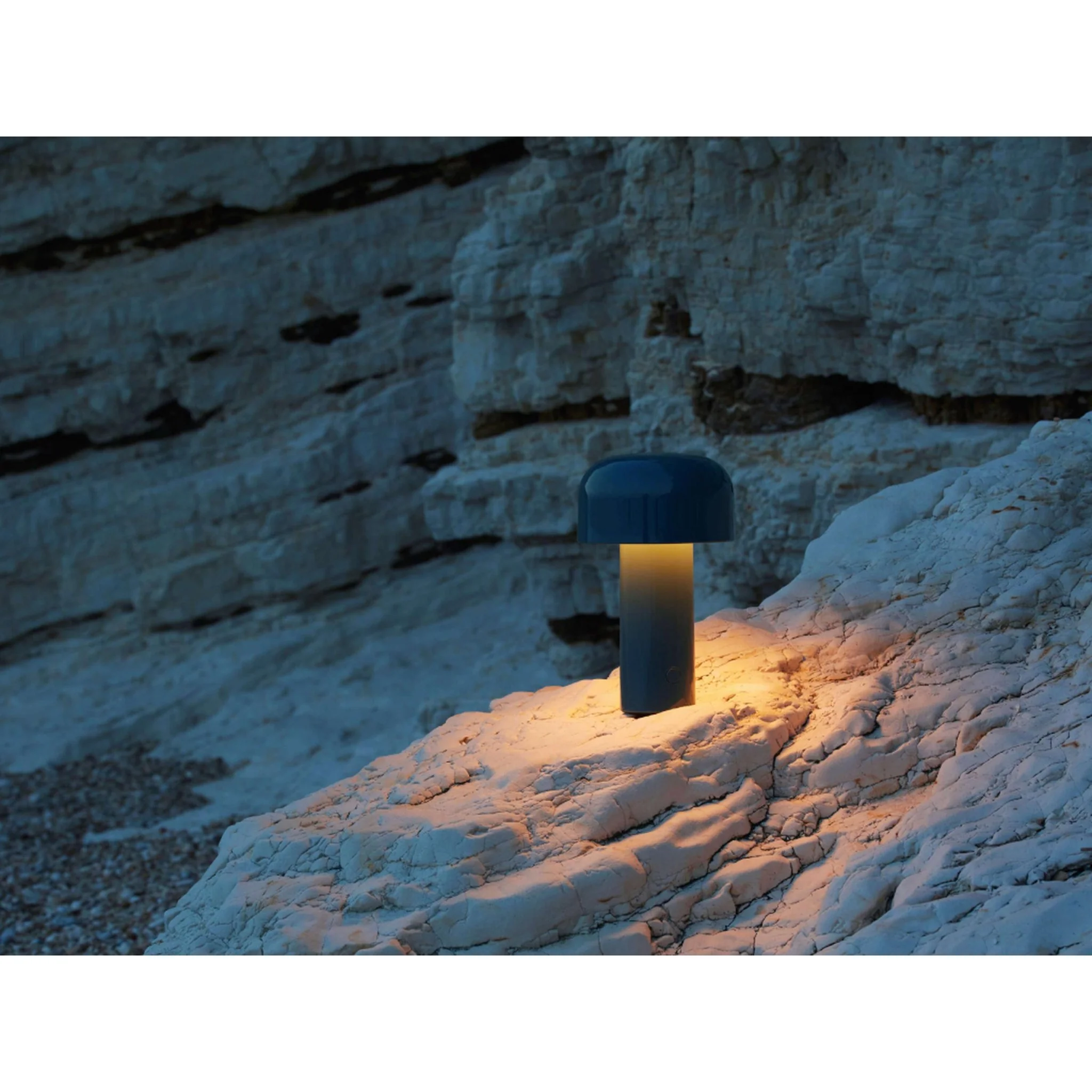 BELLHOP PORTABLE LED TABLE LAMP - Image 8