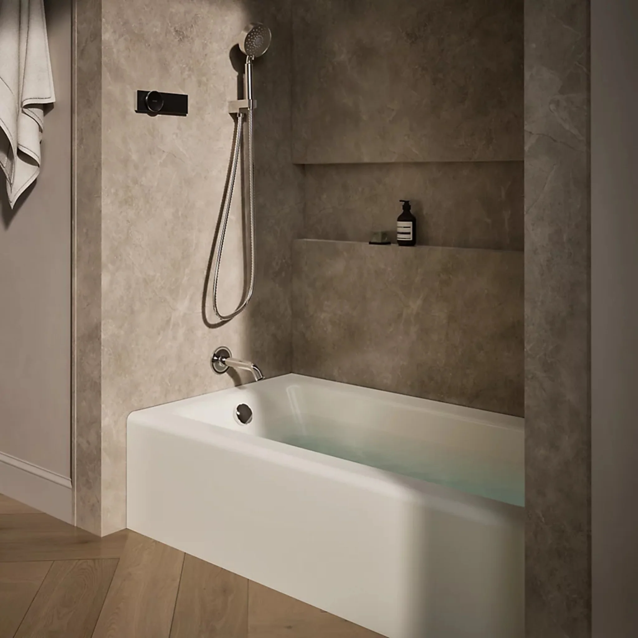 BELLWETHER RECTANGLE 60 X 32 INCHES ALCOVE BATHTUB WITH INTEGRAL APRON AND FLANGE - Image 12