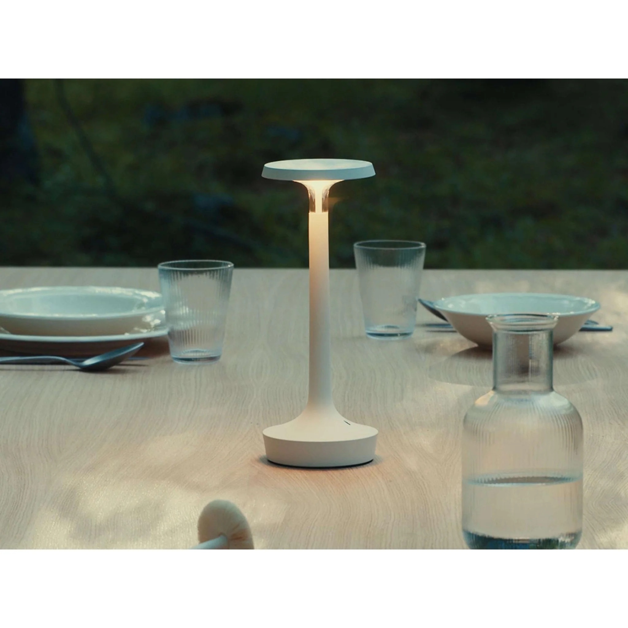BON JOUR UNPLUGGED LED TABLE LAMP - Image 17