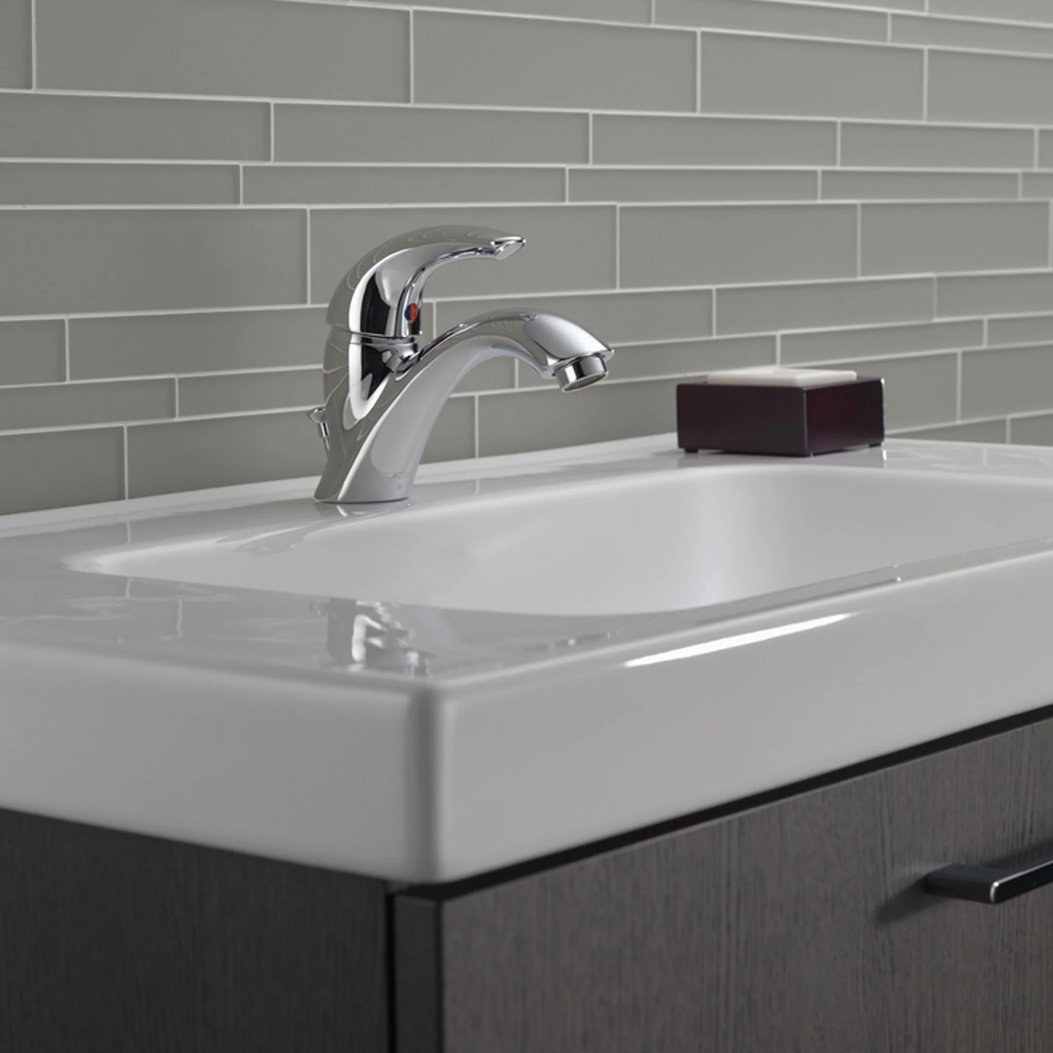 C SPOUT SINGLE HANDLE LAVATORY FAUCET - Image 2