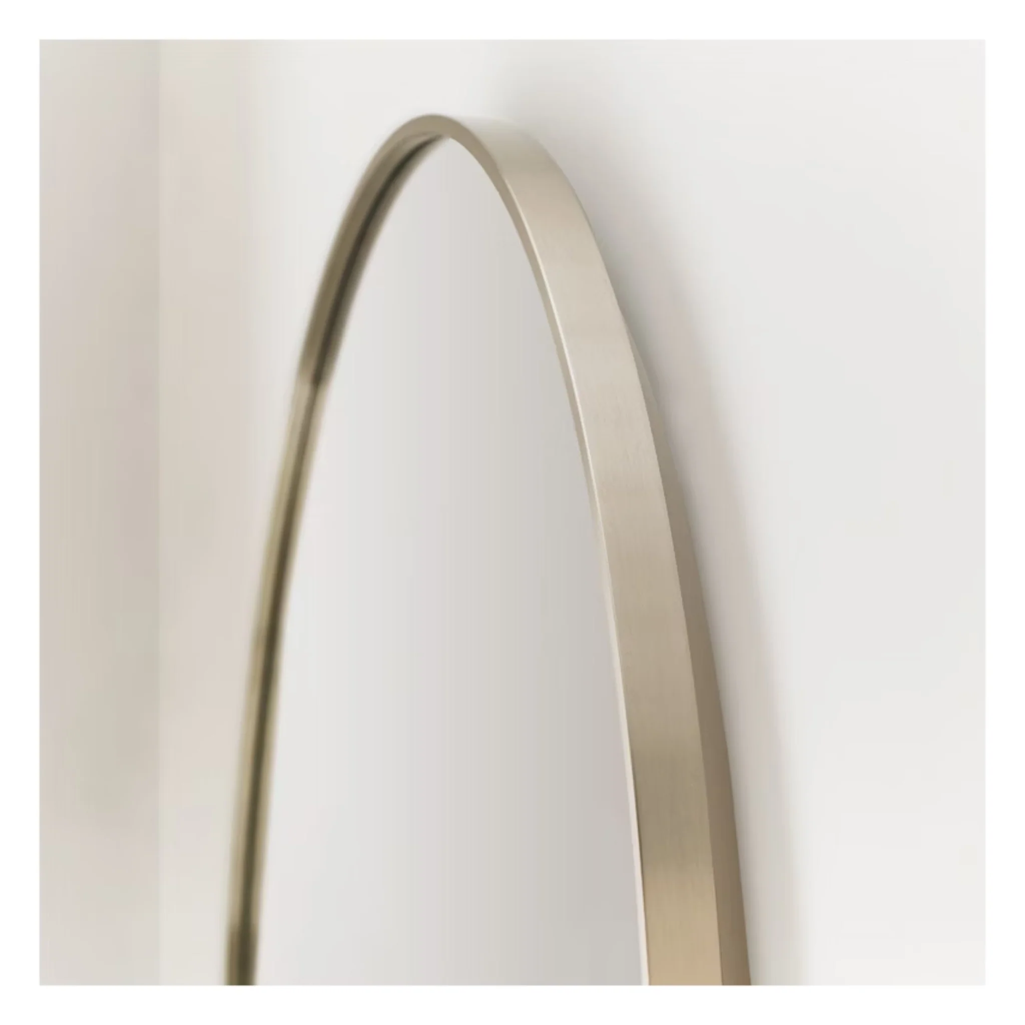 CADRE ROUND LED BACKLIT BATHROOM MIRROR (MULTIPLE SIZES) - Image 16