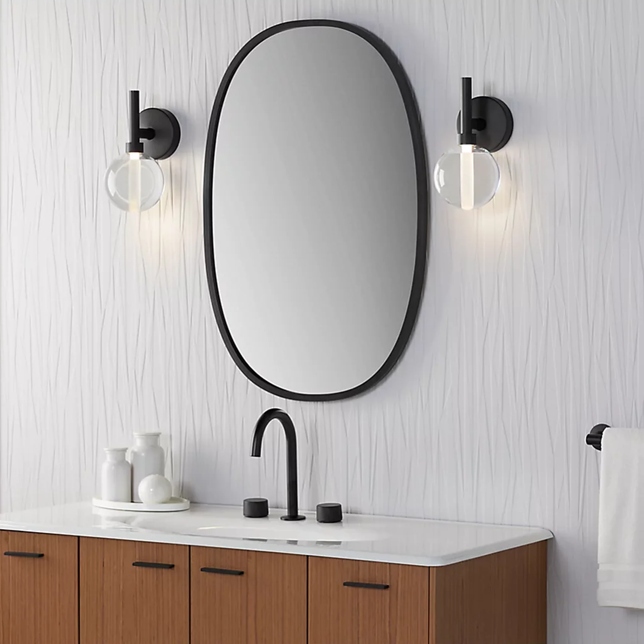 COMPONENTS LED LACEMAKER SCONCE - Image 4