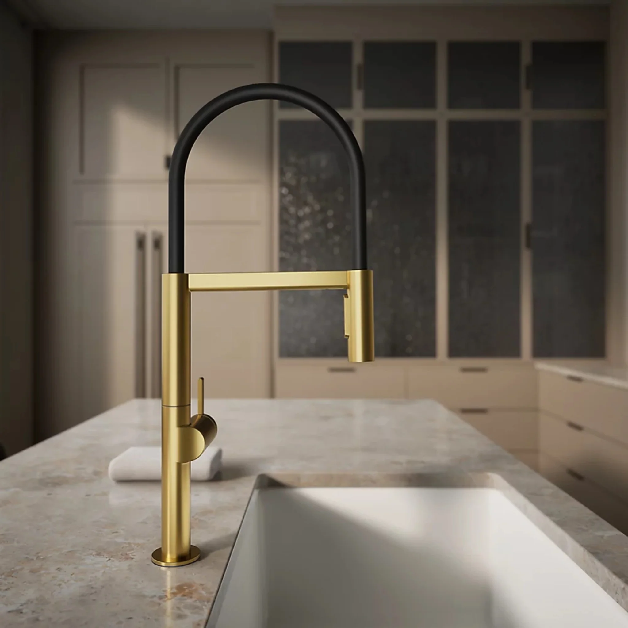 COMPONENTS® SEMI-PROFESSIONAL KITCHEN SINK FAUCET WITH TWO-FUNCTION SPRAYHEAD - Image 2