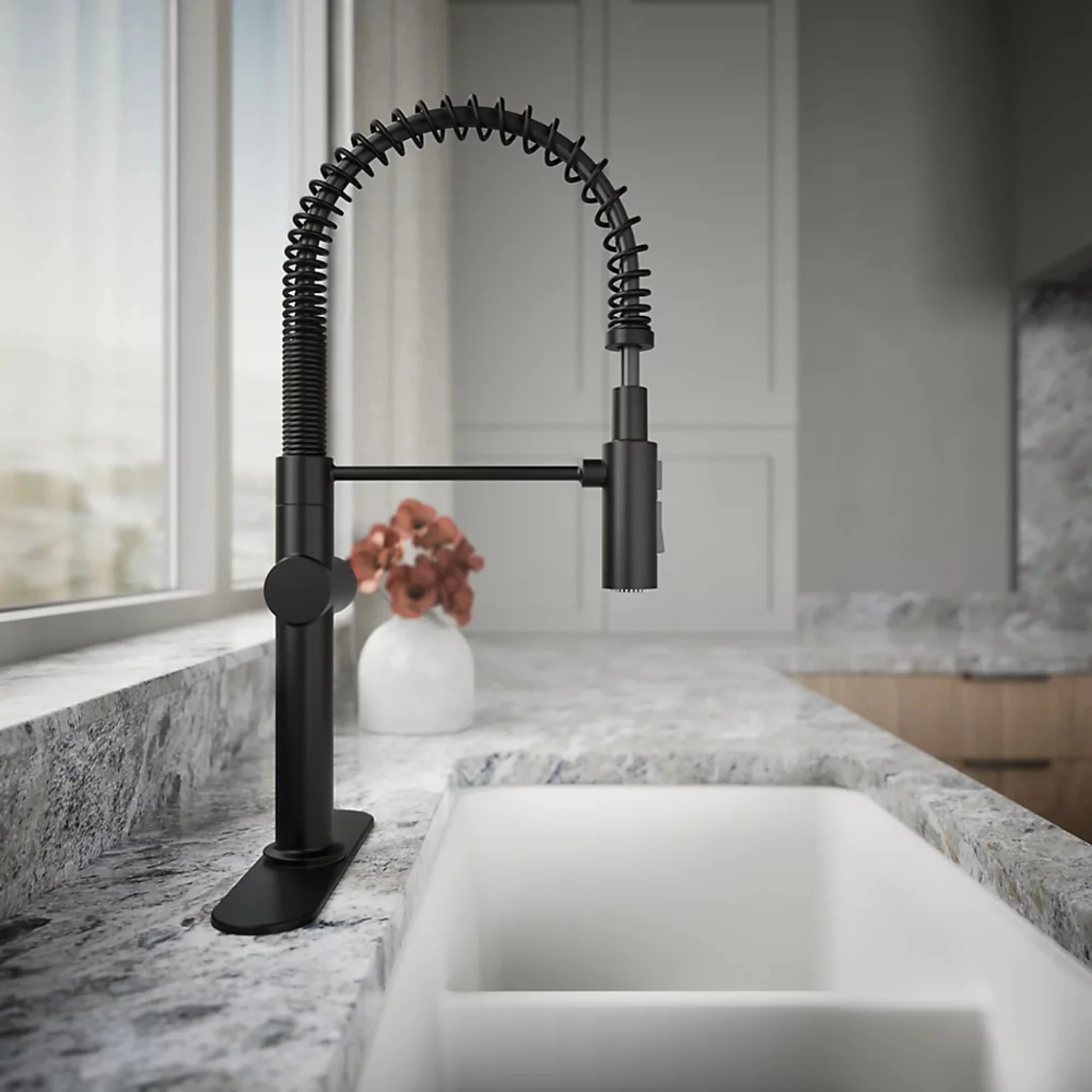 CRUE SEMI-PROFESSIONAL KITCHEN SINK FAUCET WITH THREE-FUNCTION SPRAYHEAD - Image 14