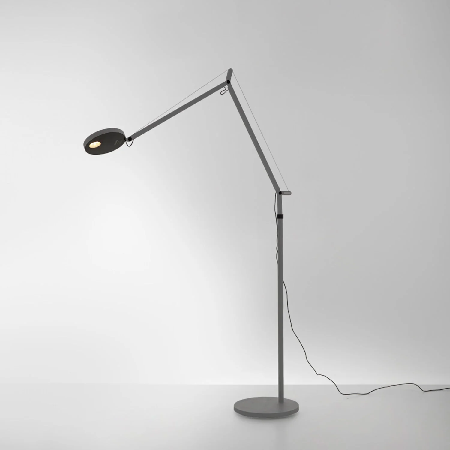 DEMETRA 2700K LED FLOOR LAMP, DEMF27K