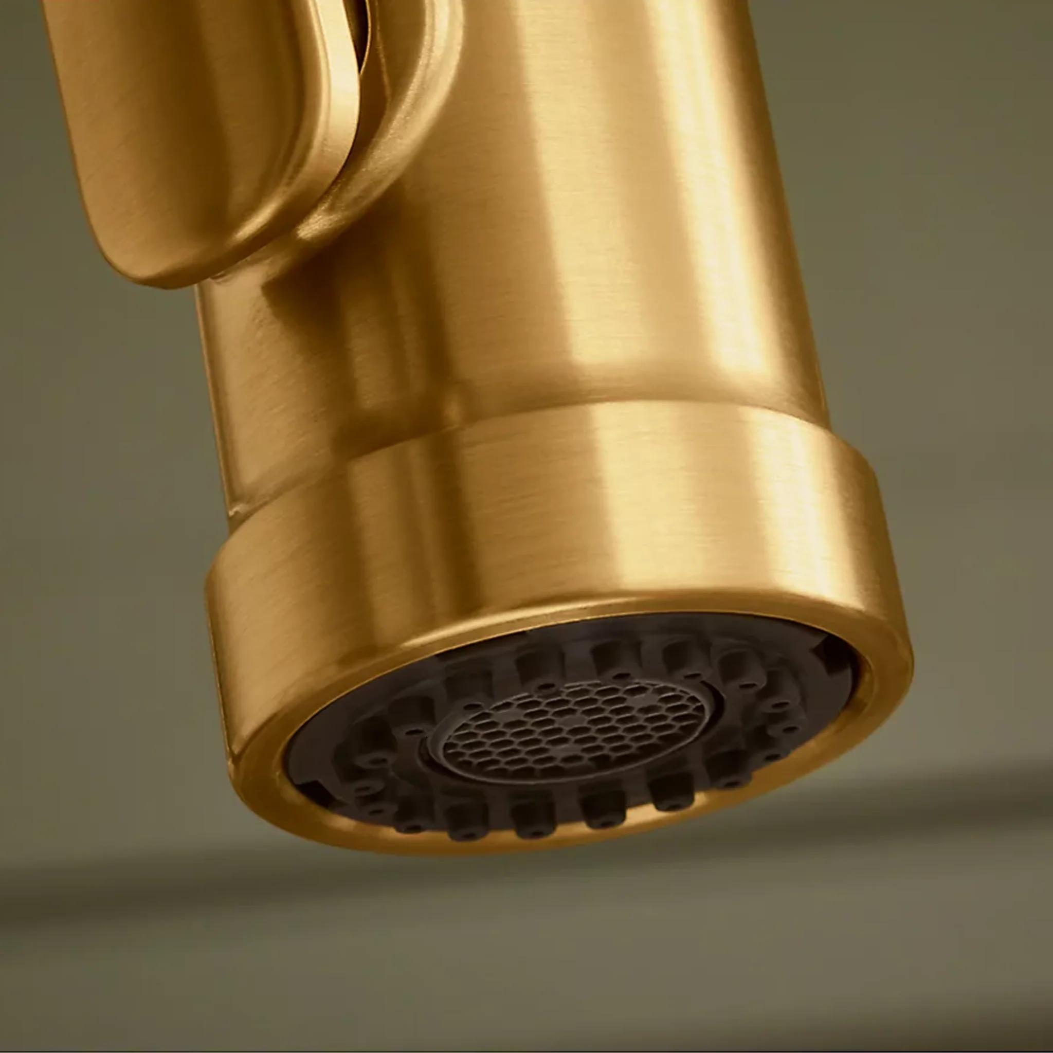 EDALYN™ PULL DOWN KITCHEN FAUCET BY STUDIO MCGEE - Image 9