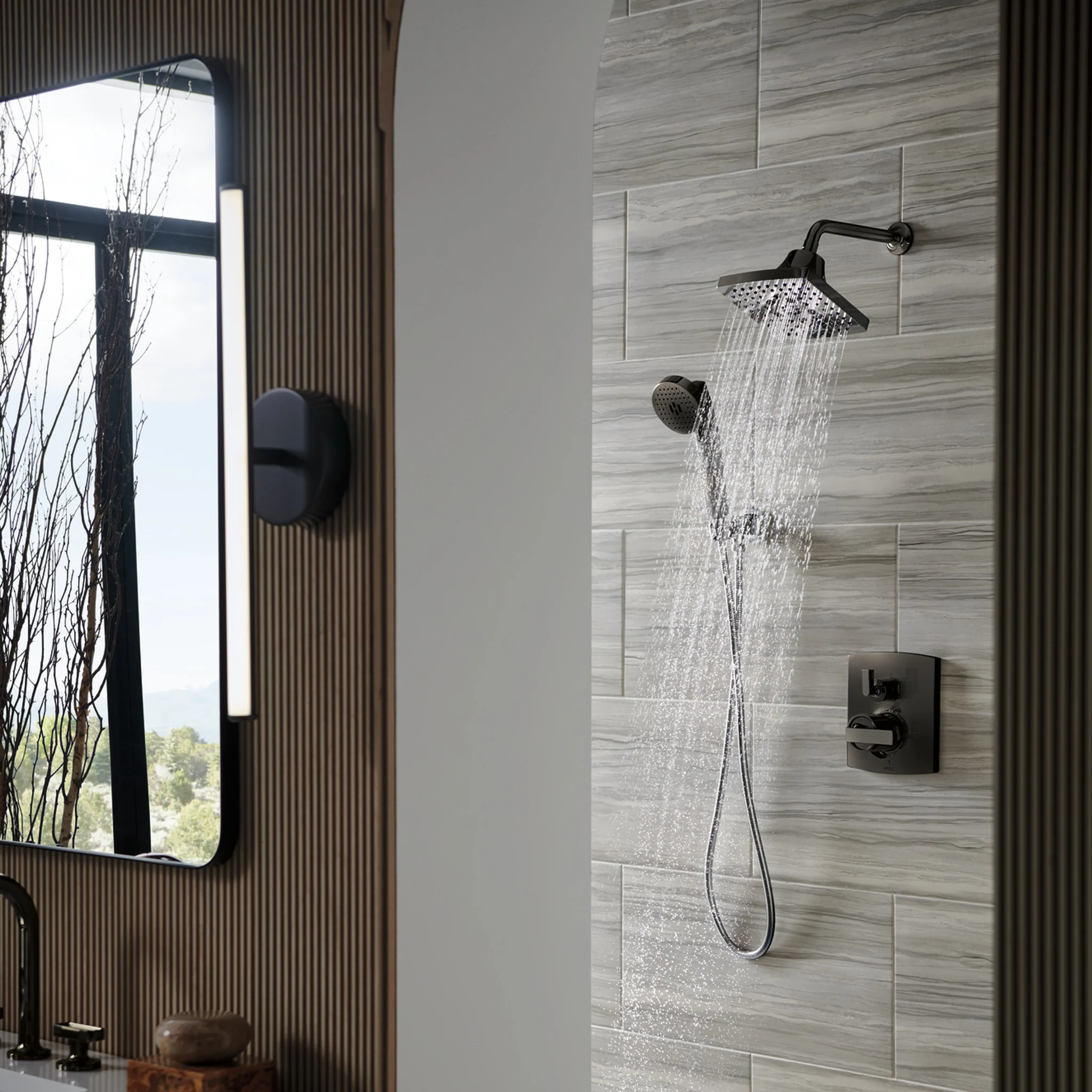 ESSENTIAL™ SHOWER SERIES 7" LINEAR SQUARE H2OKINETIC® MULTI-FUNCTION WALL MOUNT SHOWERHEAD - Image 9