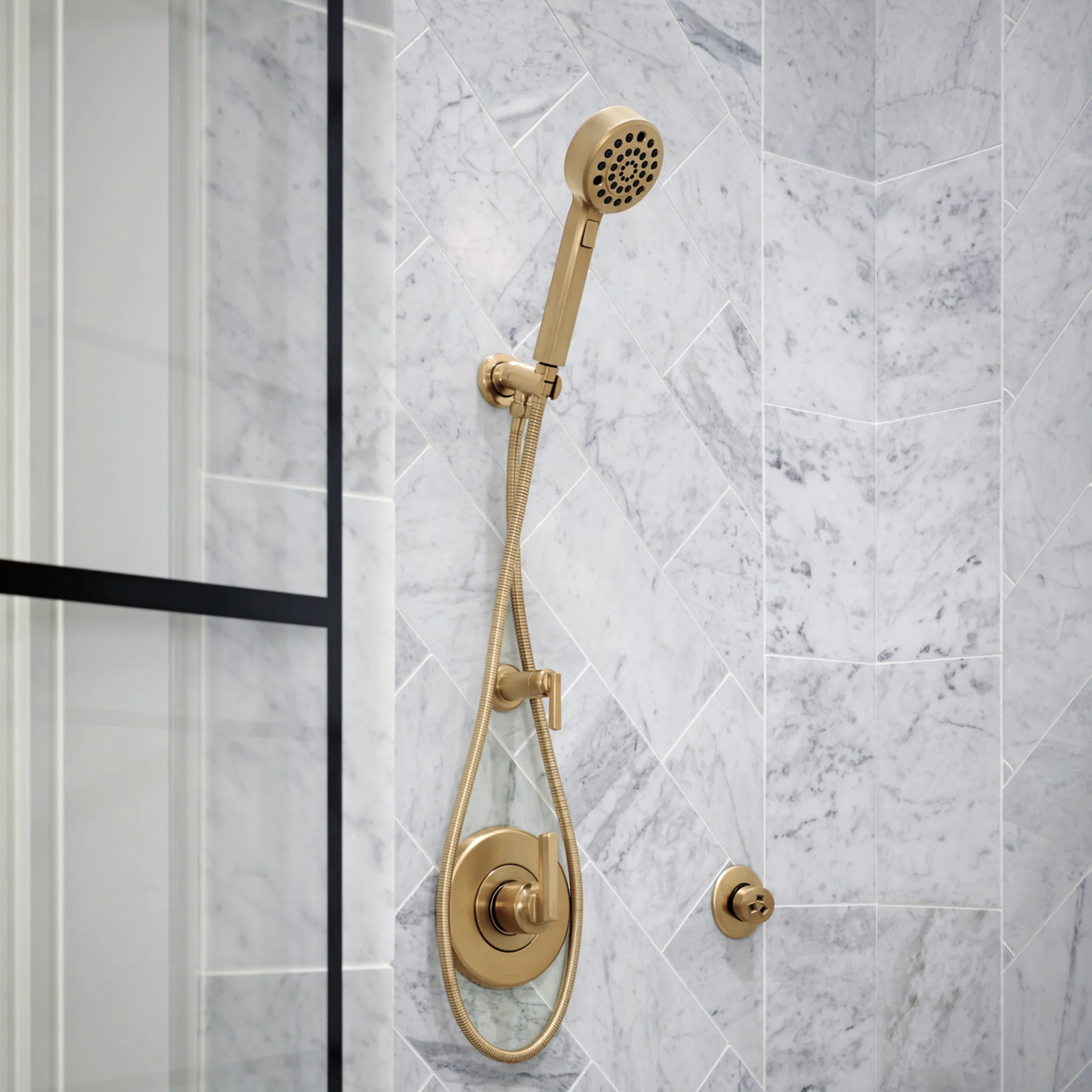 INVARI H2OKINETIC® MULTI-FUNCTION WALL MOUNT HANDSHOWER - Image 2
