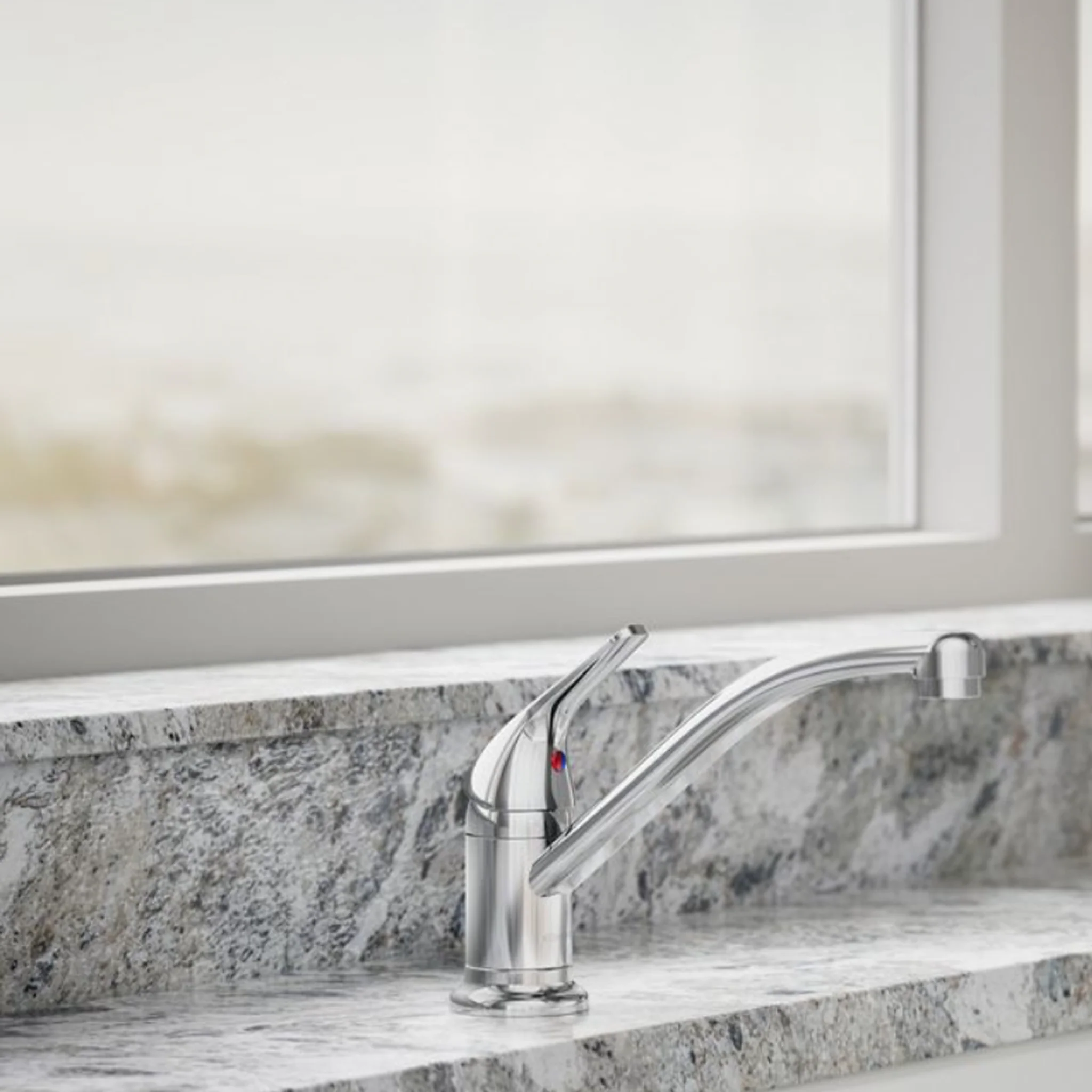 JOLT® SINGLE-HANDLE KITCHEN SINK FAUCET - Image 2