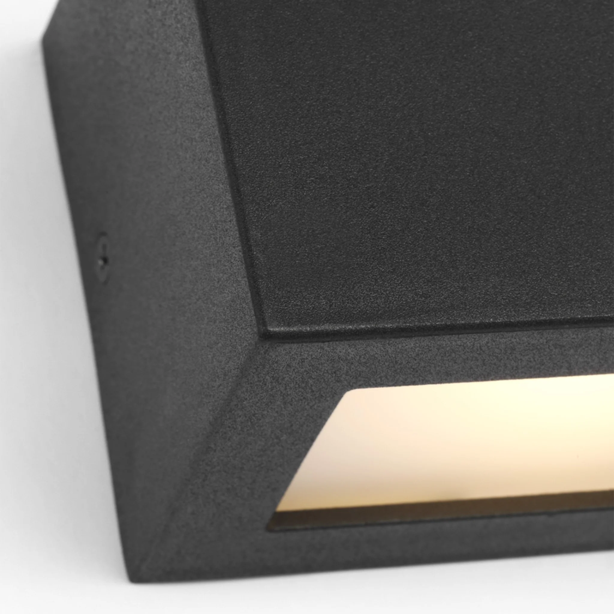 KUKEI OUTDOOR LED WALL LANTERN (MULTIPLE SIZES) - Image 5