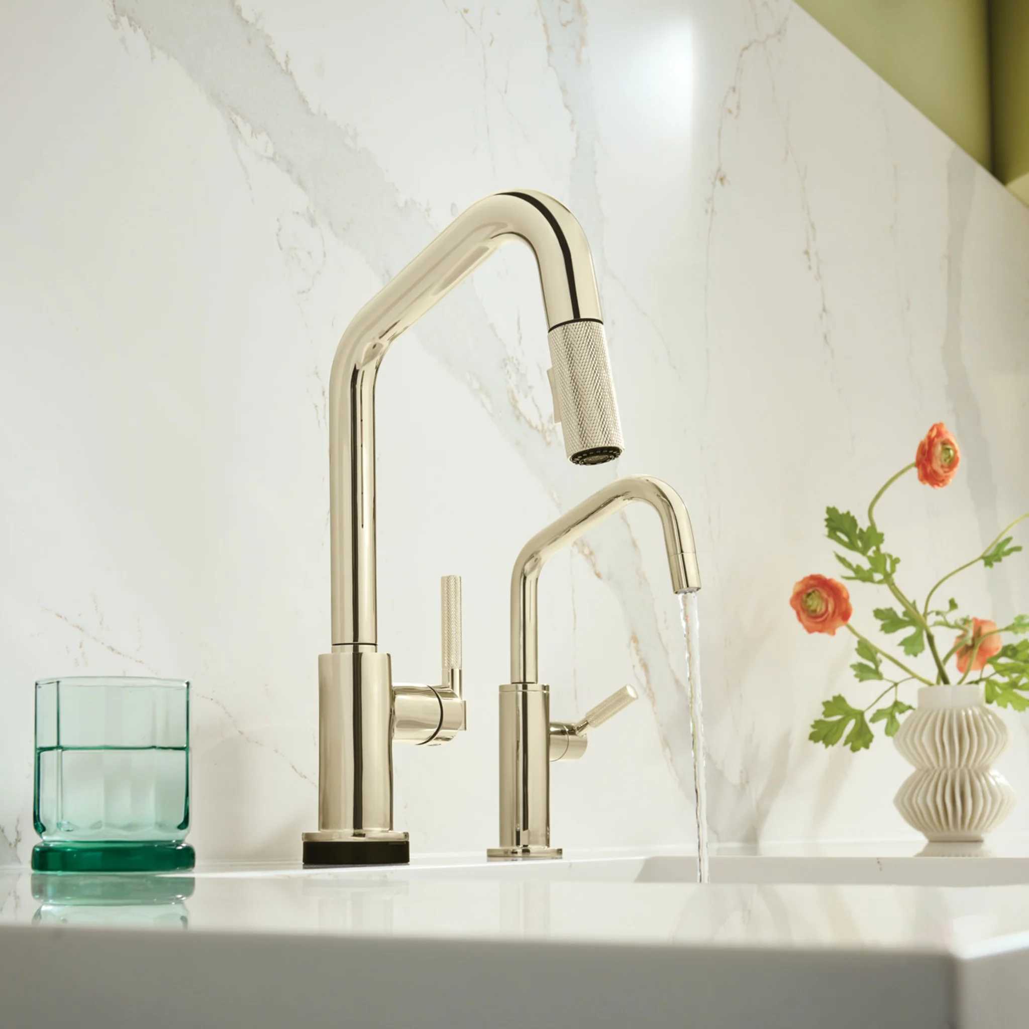 LITZE® BEVERAGE FAUCET WITH ANGLED SPOUT AND KNURLED HANDLE - Image 2