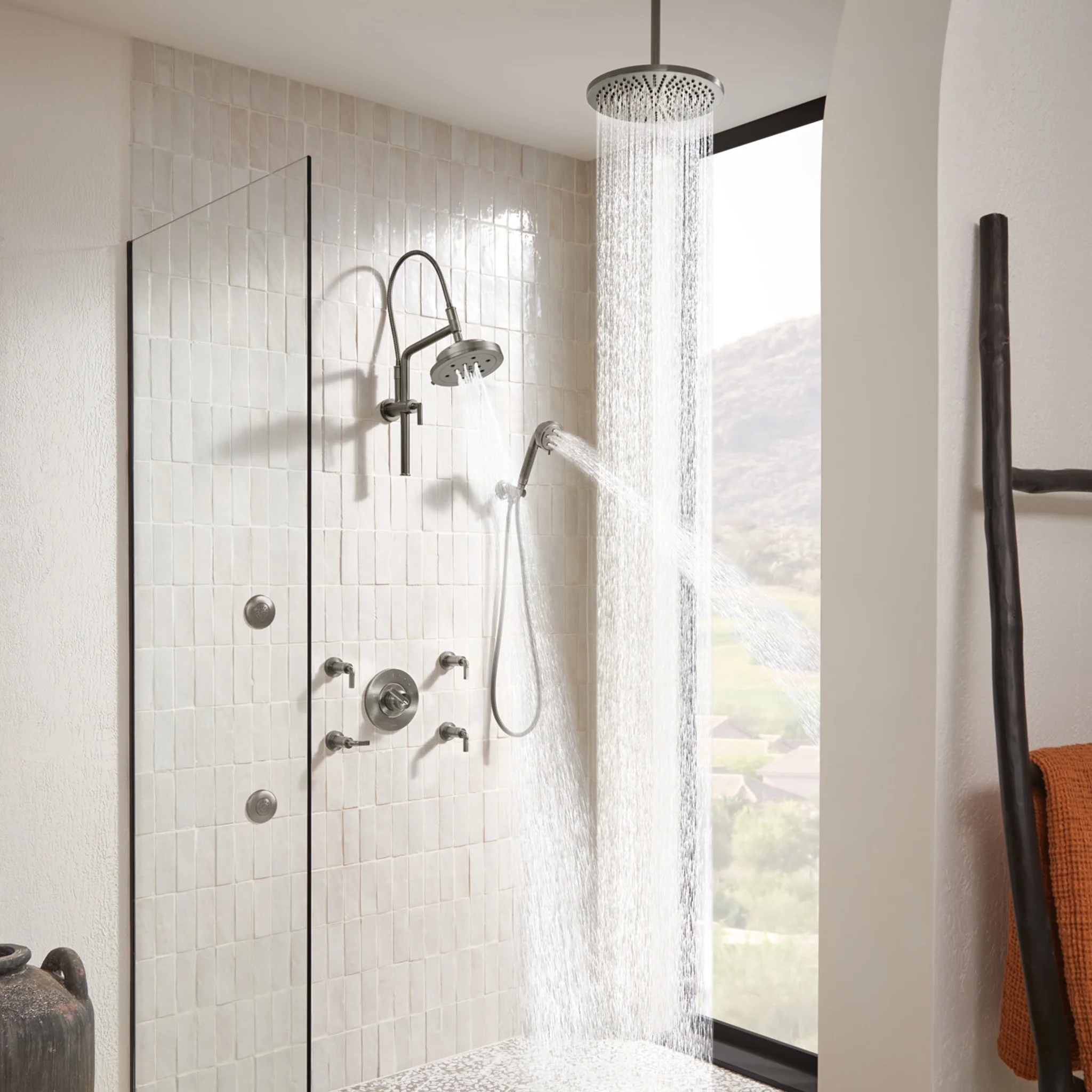 LITZE® WALL MOUNT HANDSHOWER WITH H2OKINETIC® TECHNOLOGY - Image 7
