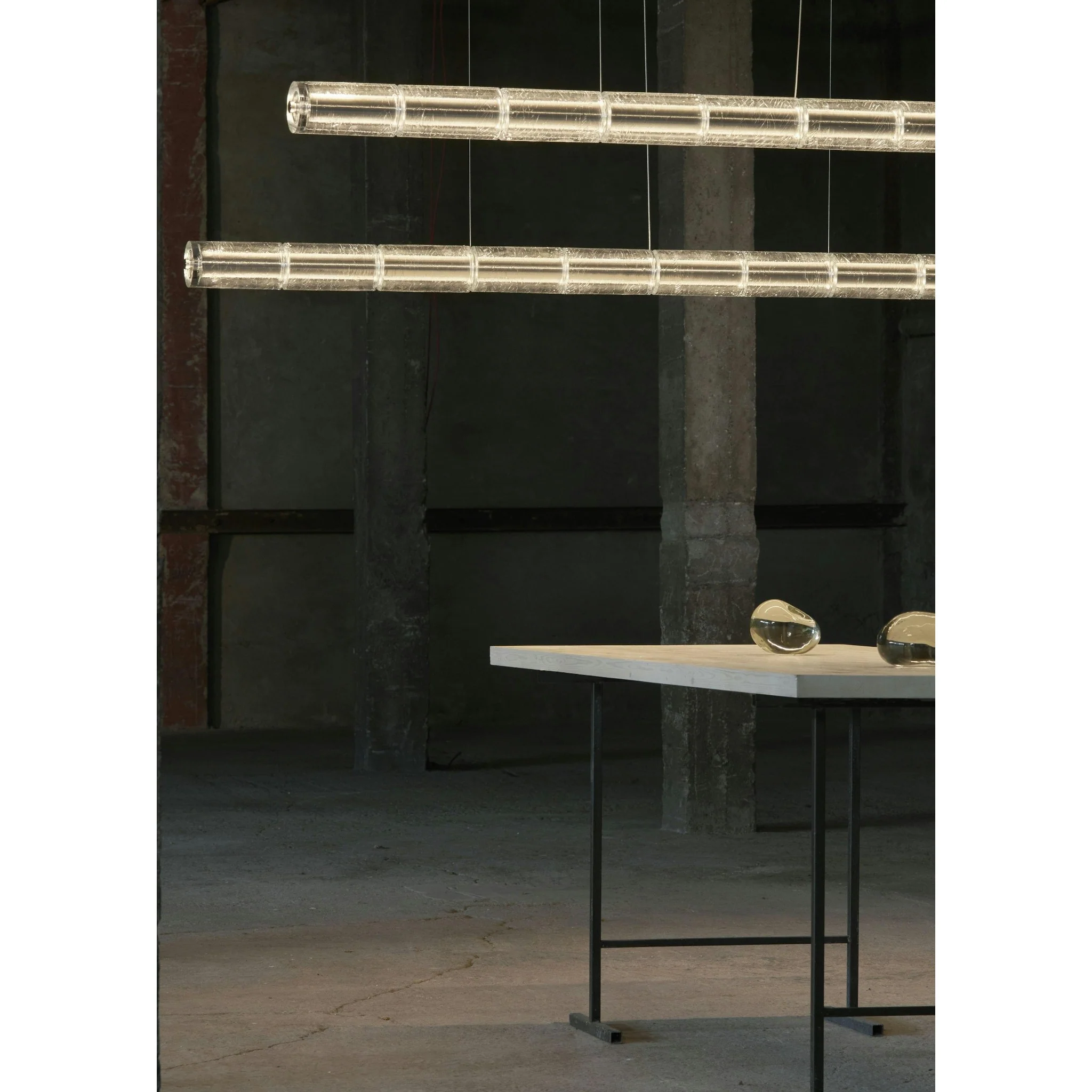 LUCE ORIZZONTALE LINEAR SUSPENDED LAMP (MULTIPLE SIZES) - Image 5