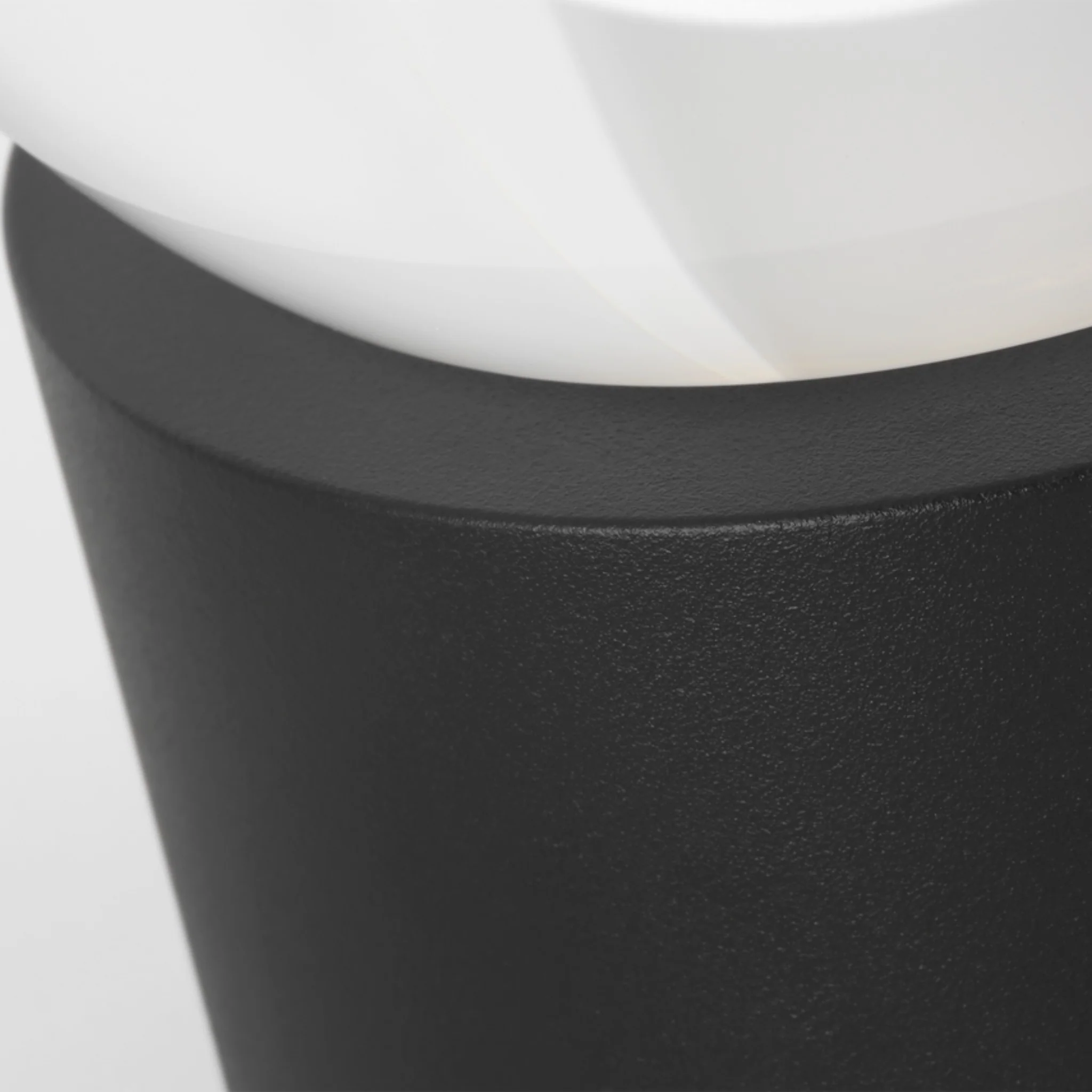 MINA ACCENT RECHARGEABLE TABLE LAMP - Image 9
