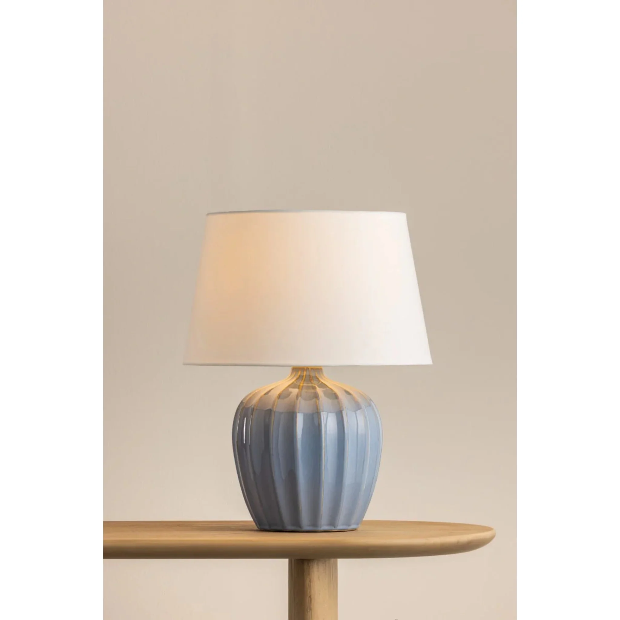 MYLA TABLE LAMP - Image 2