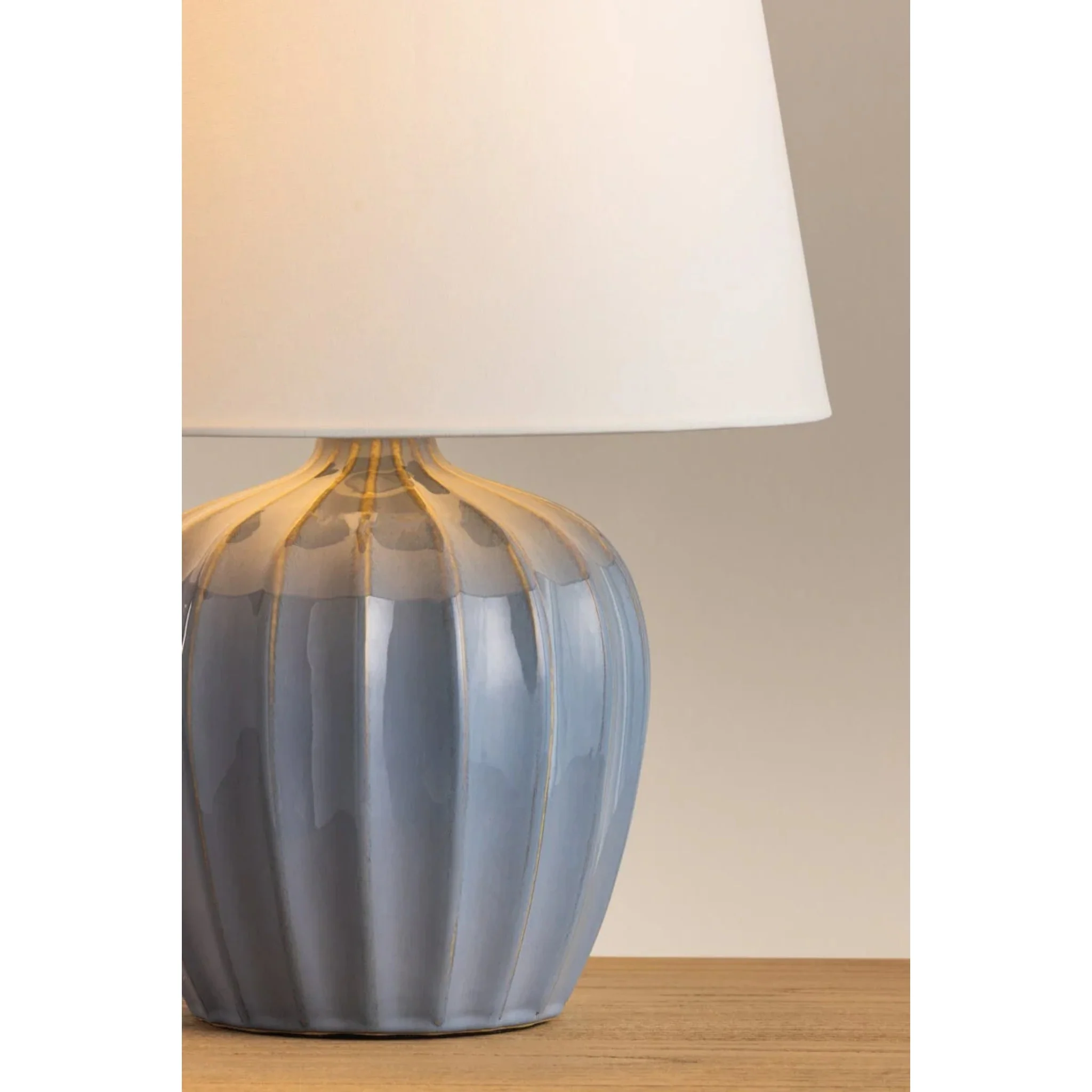 MYLA TABLE LAMP - Image 5