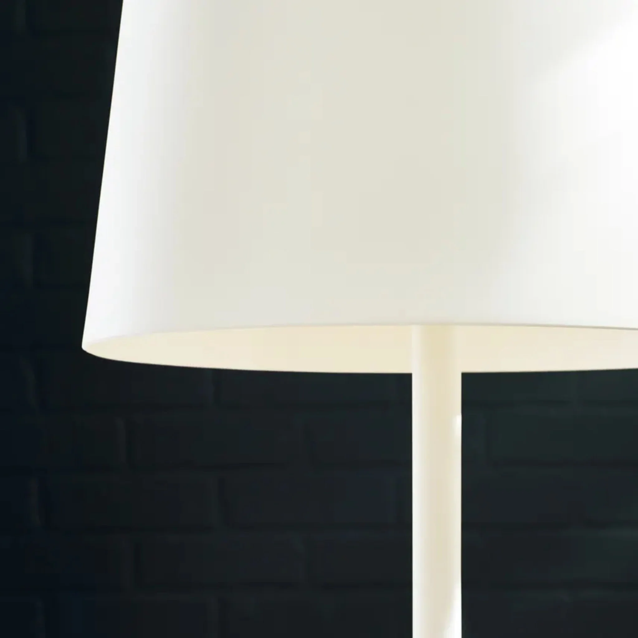 NEVIS OUTDOOR LARGE FLOOR LAMP - Image 4