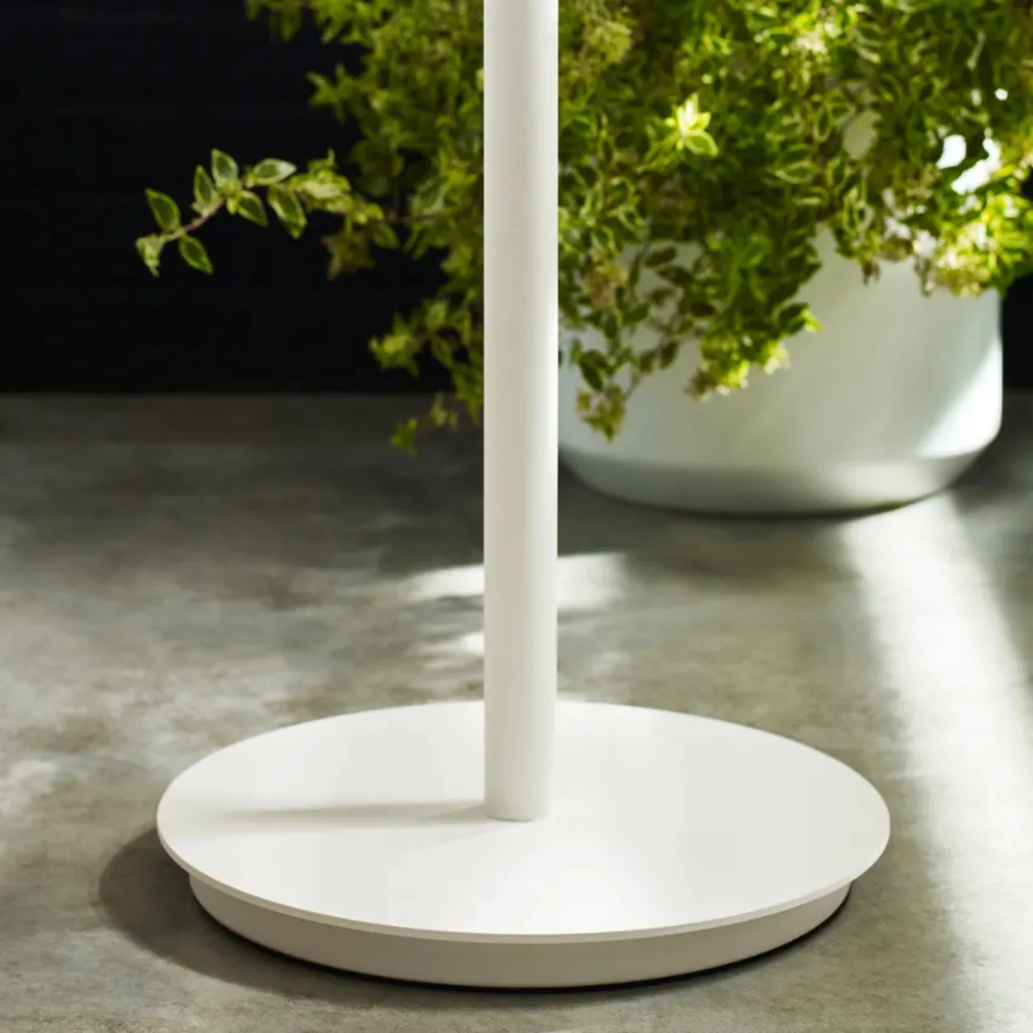 NEVIS OUTDOOR LARGE FLOOR LAMP - Image 6