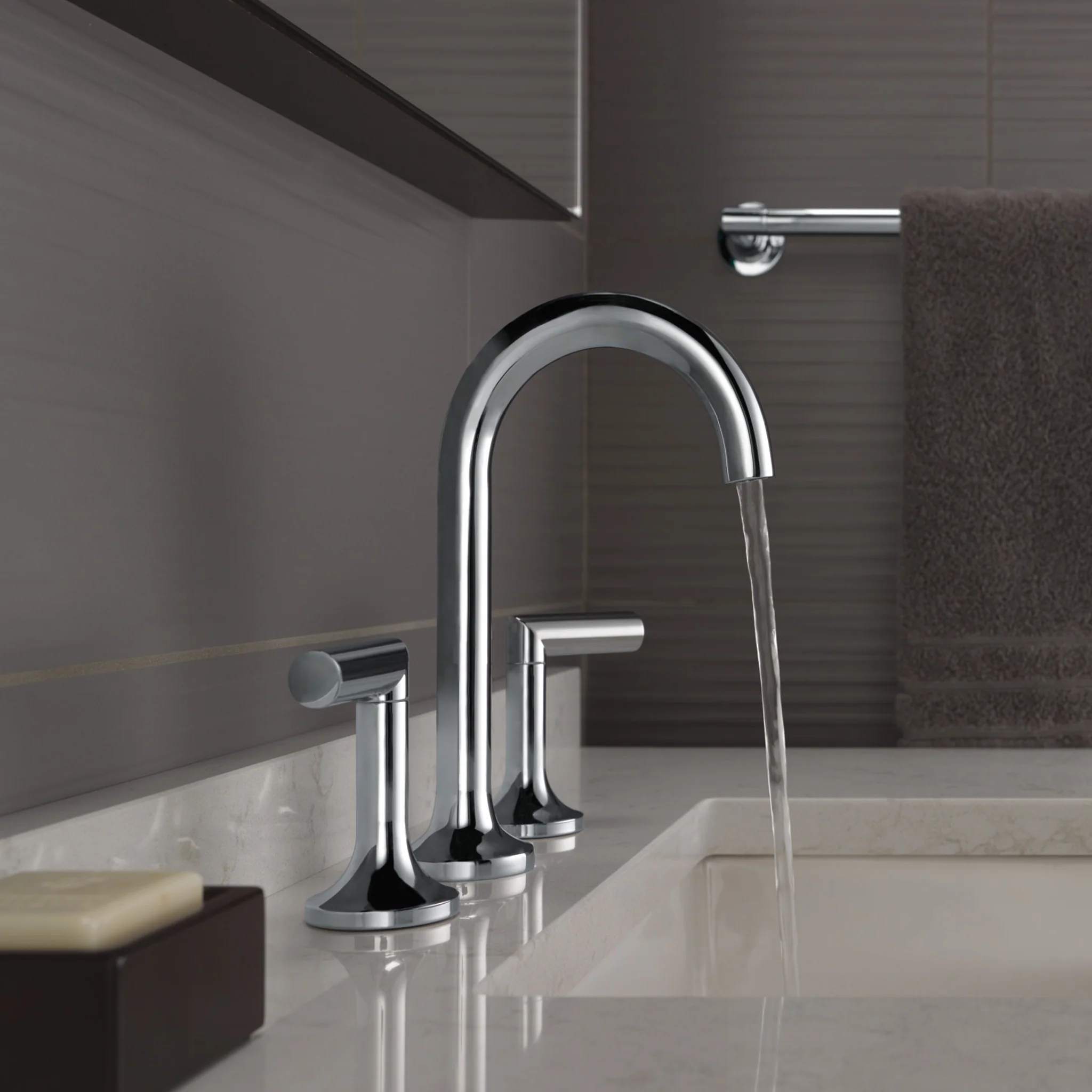 ODINĀ® WIDESPREAD LAVATORY HIGH LEVER HANDLES - Image 2