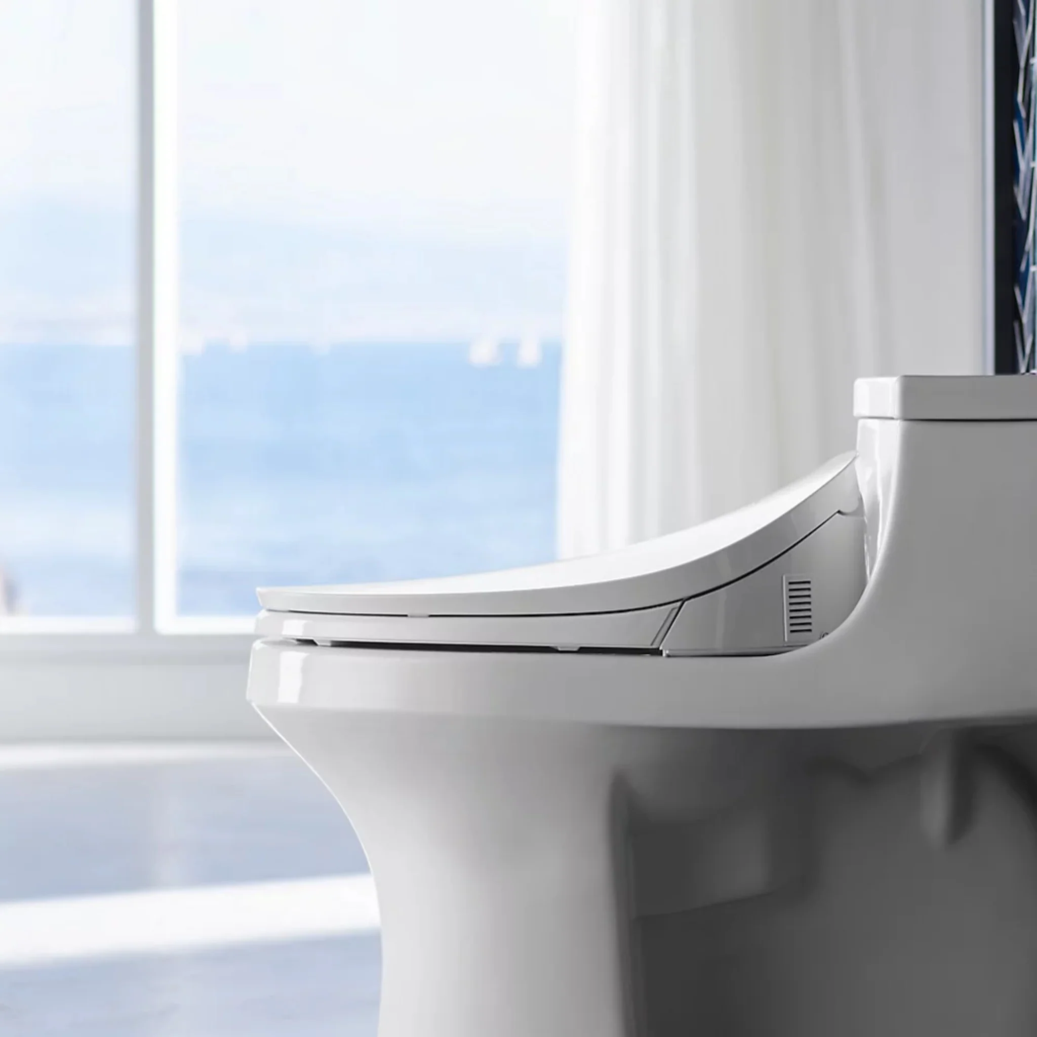 PUREWASH® E750 ELONGATED BIDET TOILET SEAT WITH REMOTE CONTROL - Image 3