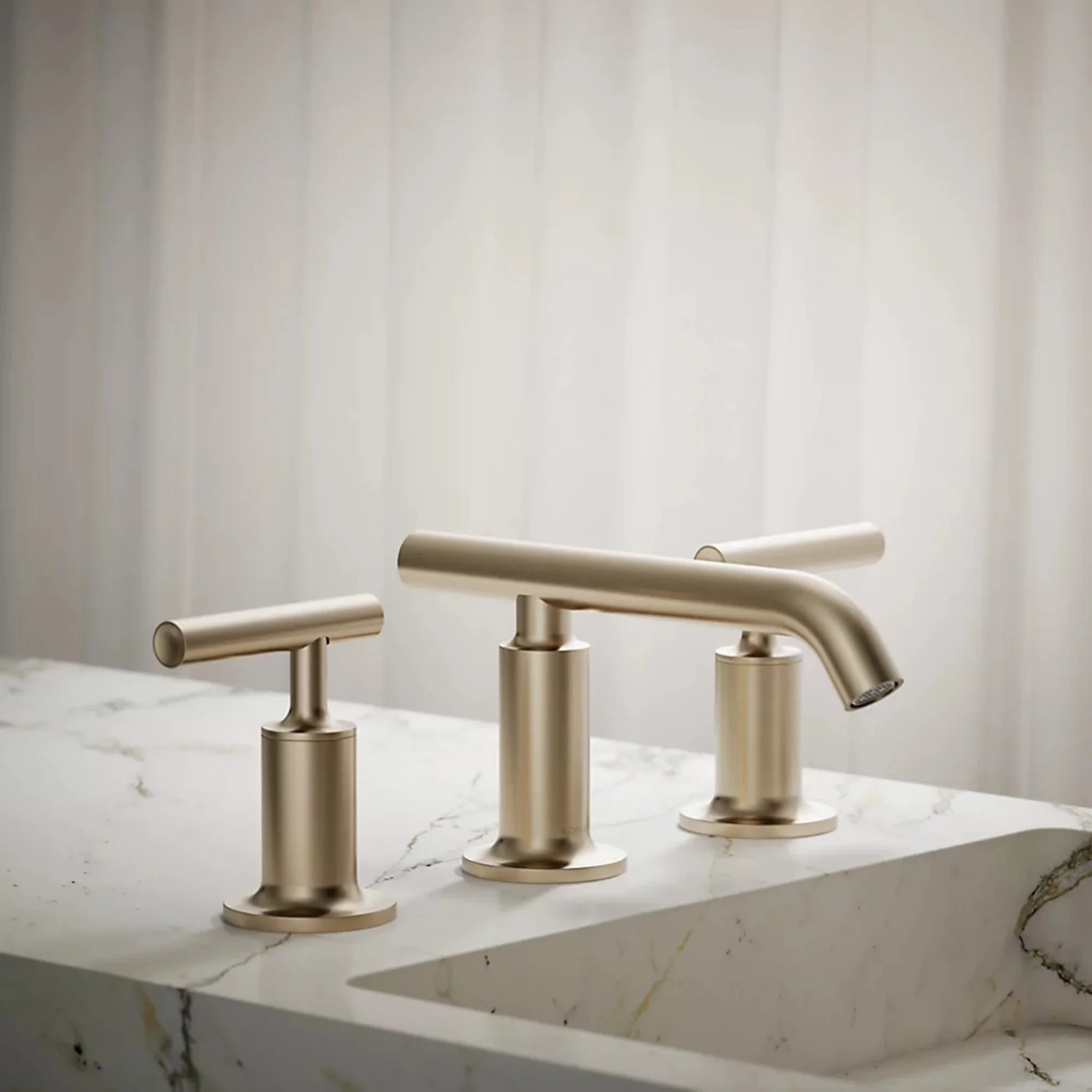 PURIST WIDESPREAD BATHROOM SINK FAUCET WITH LEVER HANDLES - Image 11