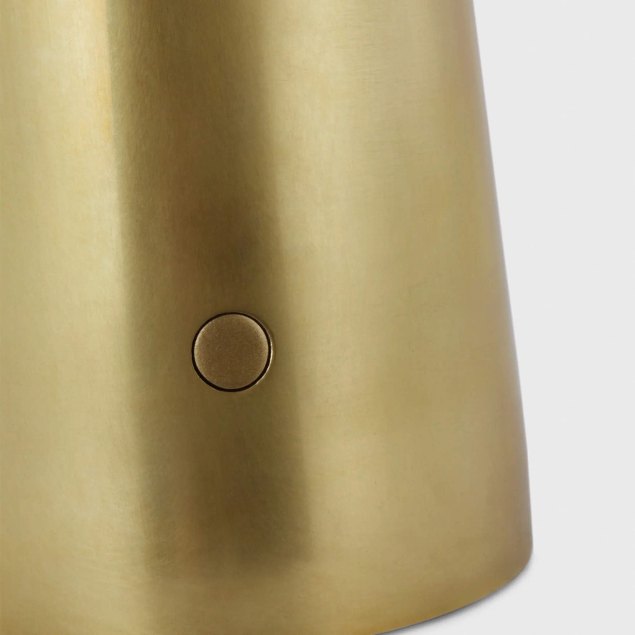 SESA ACCENT RECHARGEABLE TABLE LAMP - Image 10