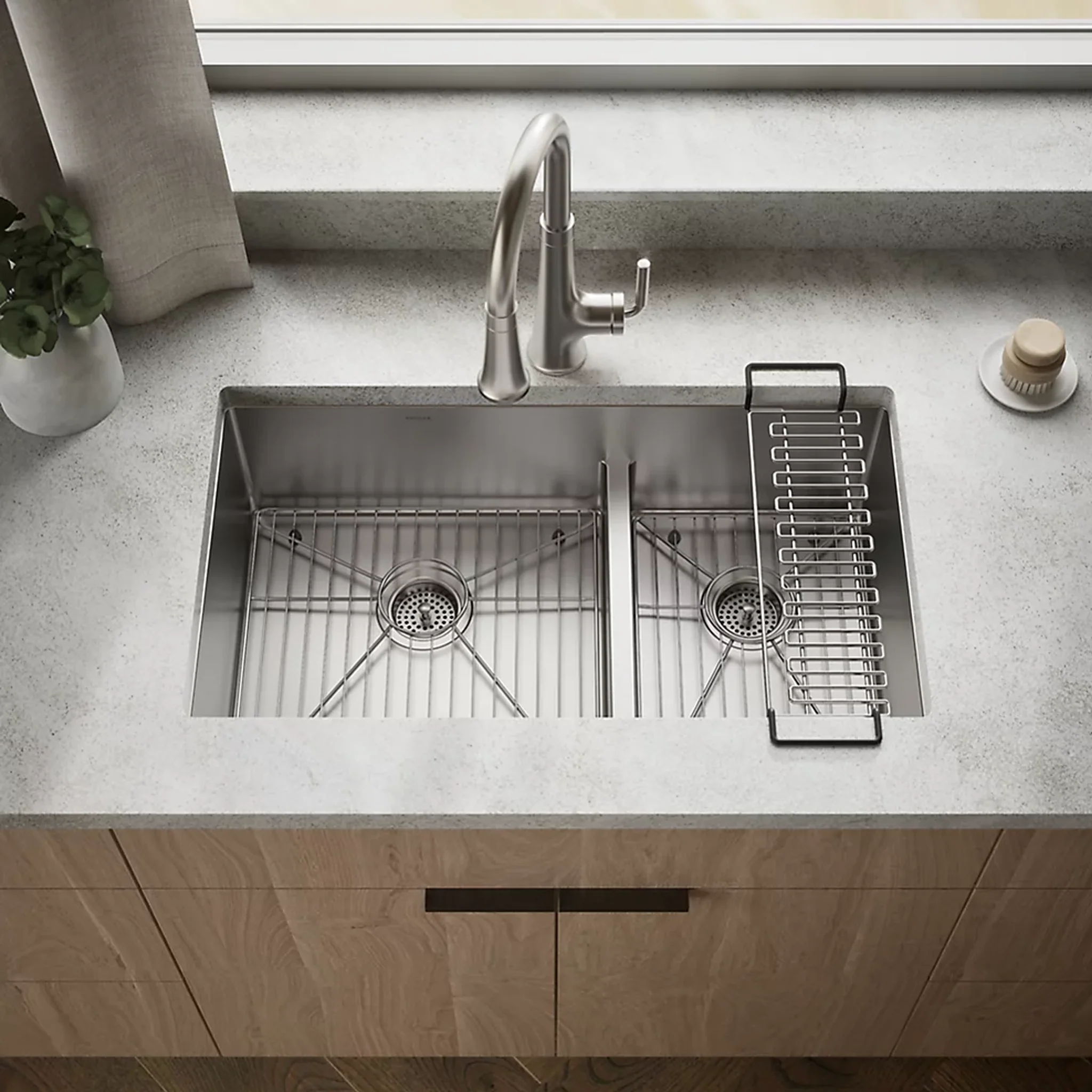 STRIVE® 32 X 18-5/16 X 9-5/16 INCHES SMART DIVIDE® UNDER-MOUNT LARGE/MEDIUM DOUBLE-BOWL KITCHEN SINK WITH SINK RACK - Image 2