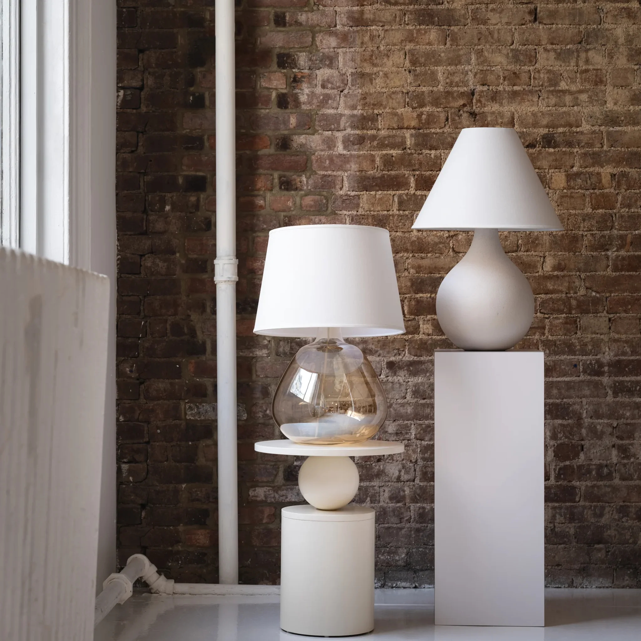 THEA TABLE LAMP - Image 2