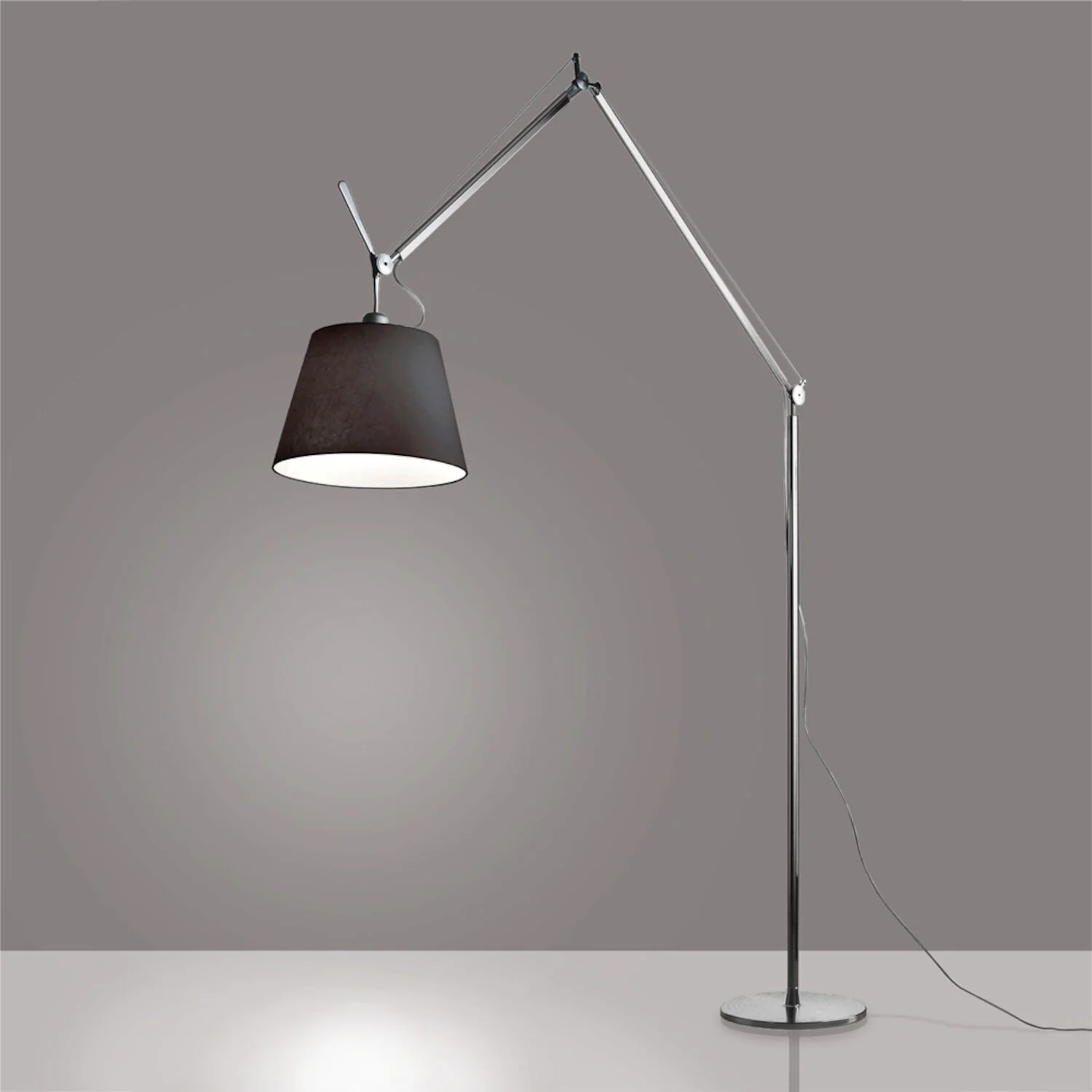 TOLOMEO MEGA LED FLOOR LAMP WITH 17-INCH DIFFUSER - Image 4