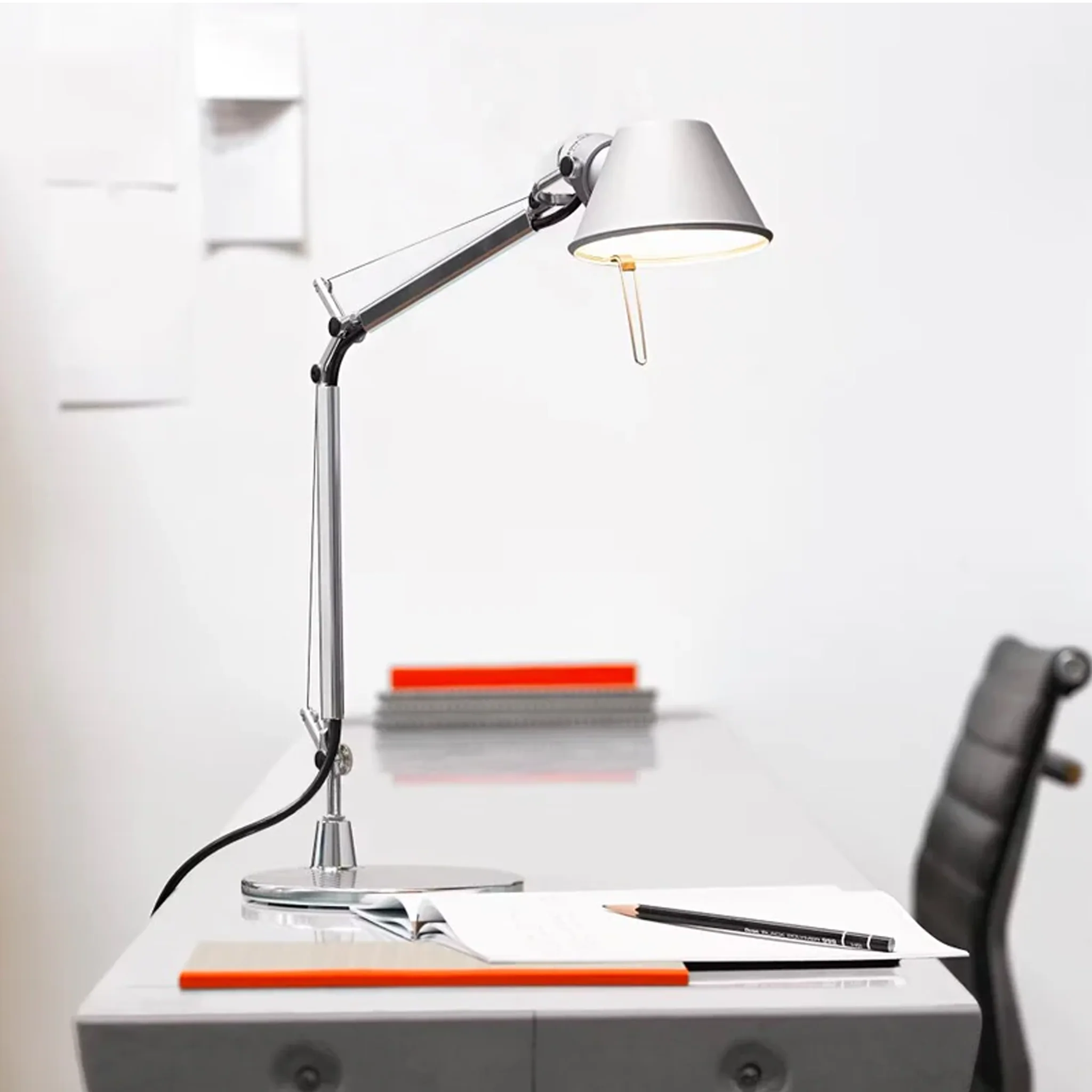 TOLOMEO MINI LED TABLE LAMP WITH BASE - Image 3