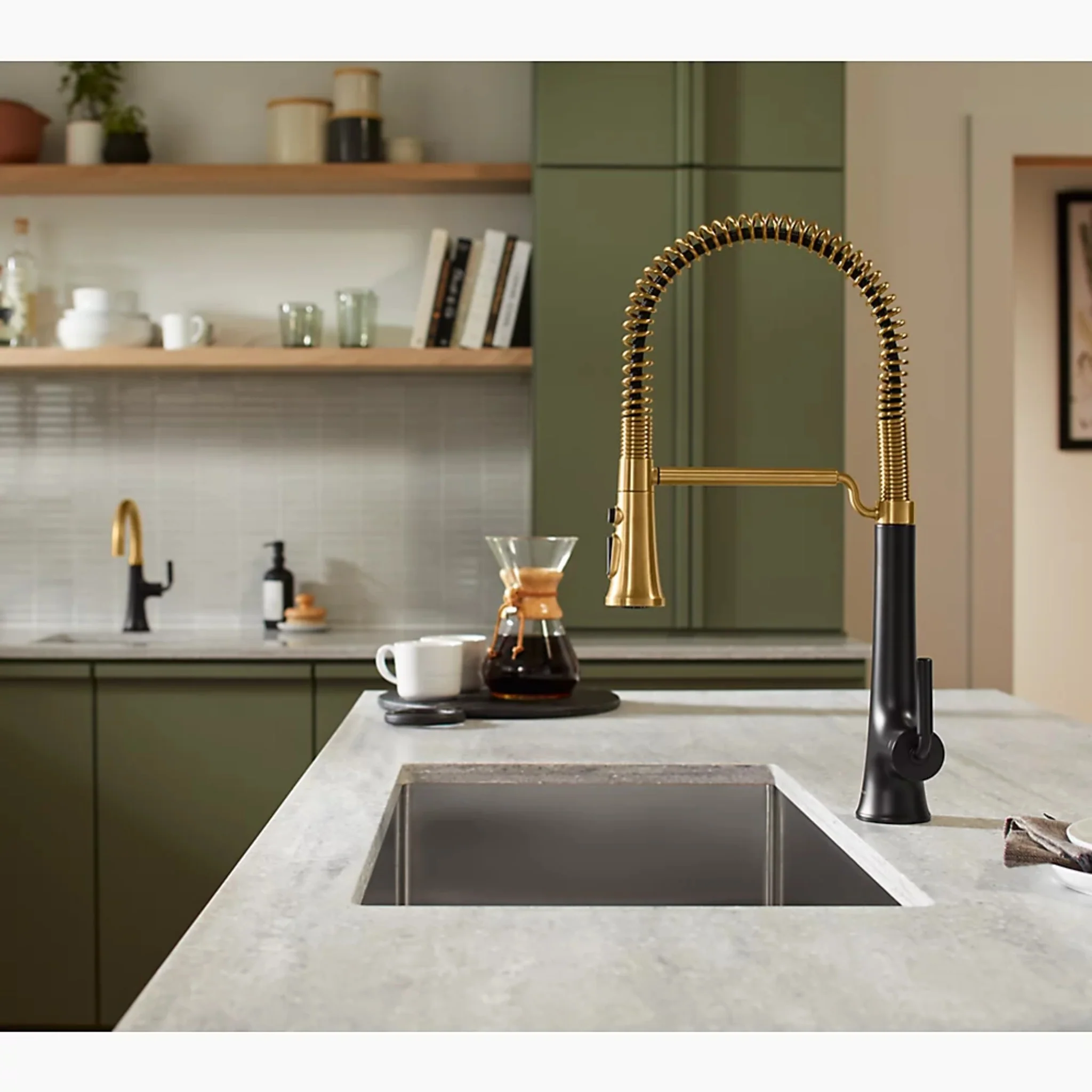 TONE SEMI-PROFESSIONAL PULL-DOWN KITCHEN SINK FAUCET WITH THREE-FUNCTION SPRAYHEAD - Image 2