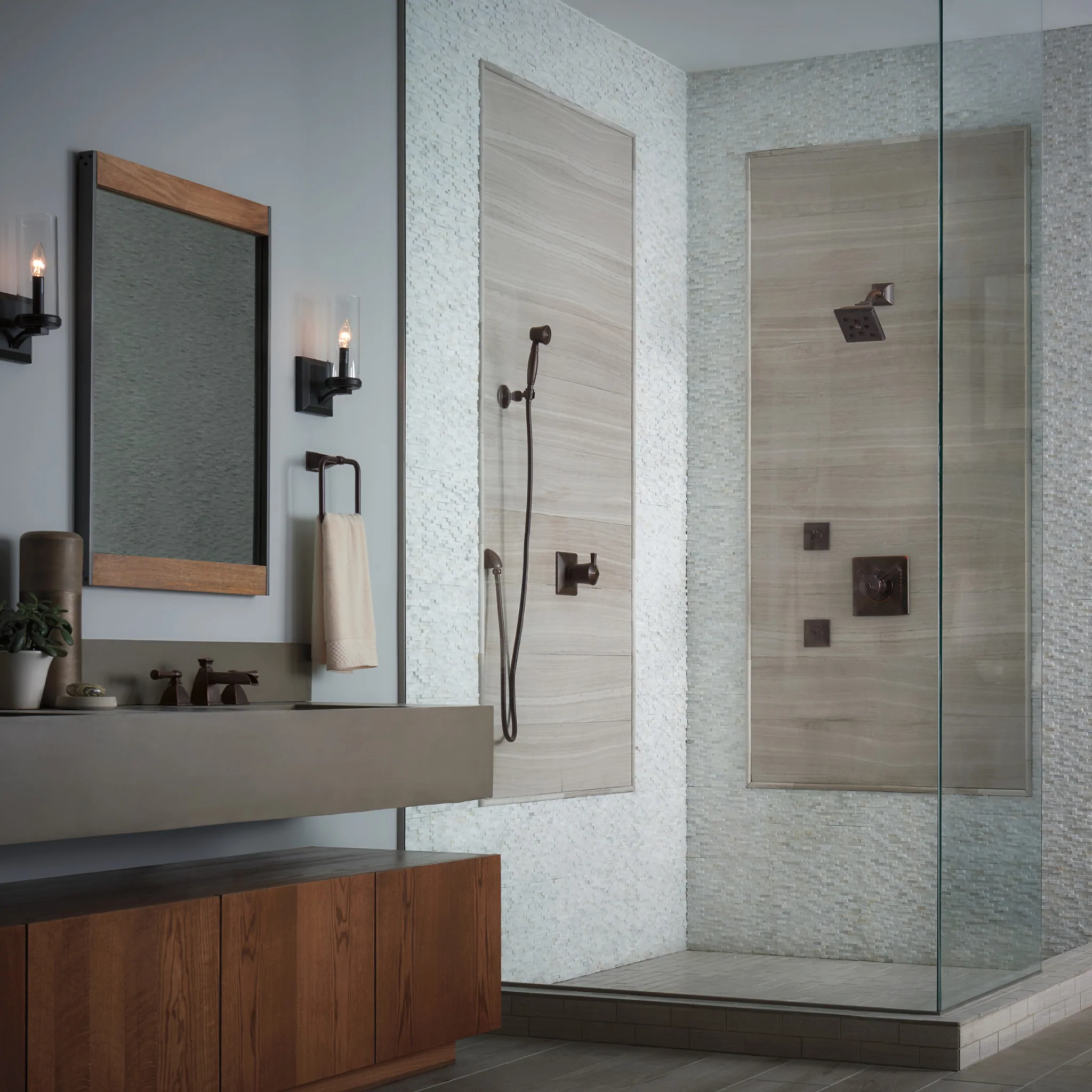 TRADITIONAL WALL-MOUNT HAND SHOWER - Image 2