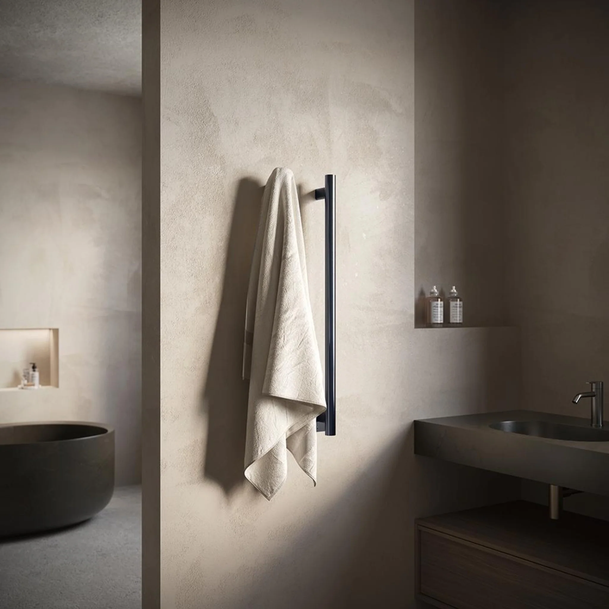 TUZIO COMO TOWEL WARMER (MULTIPLE SIZES) - Image 2
