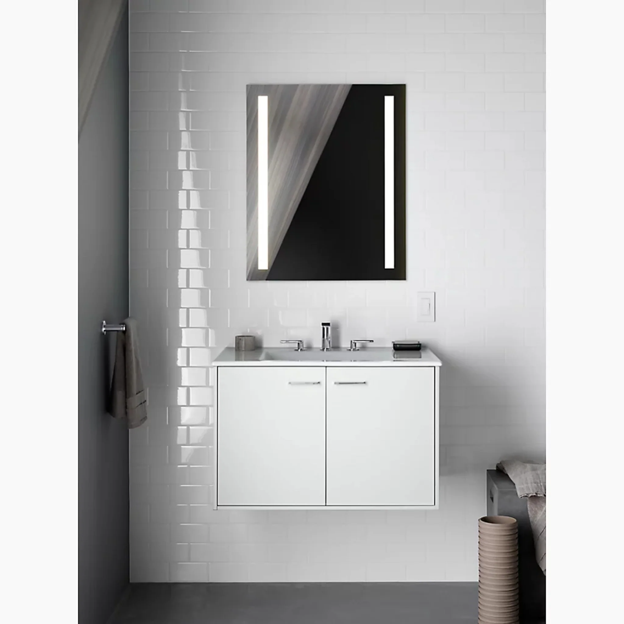 VERDERA 24 X 30 INCHES LIGHTED MEDICINE CABINET - Image 4