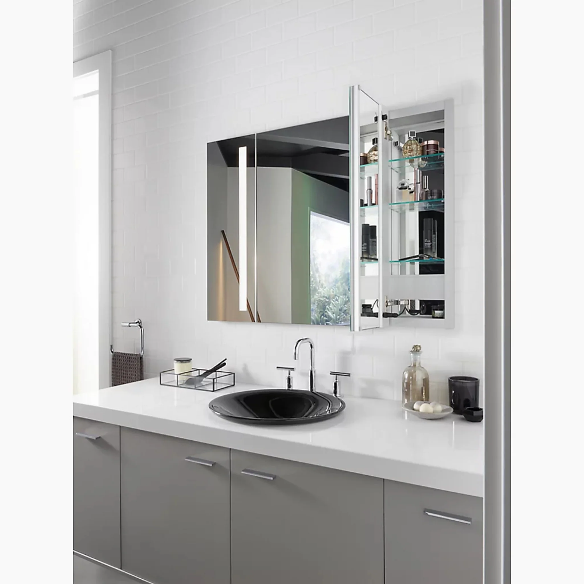 VERDERA 40 X 30 INCHES LIGHTED MEDICINE CABINET - Image 4